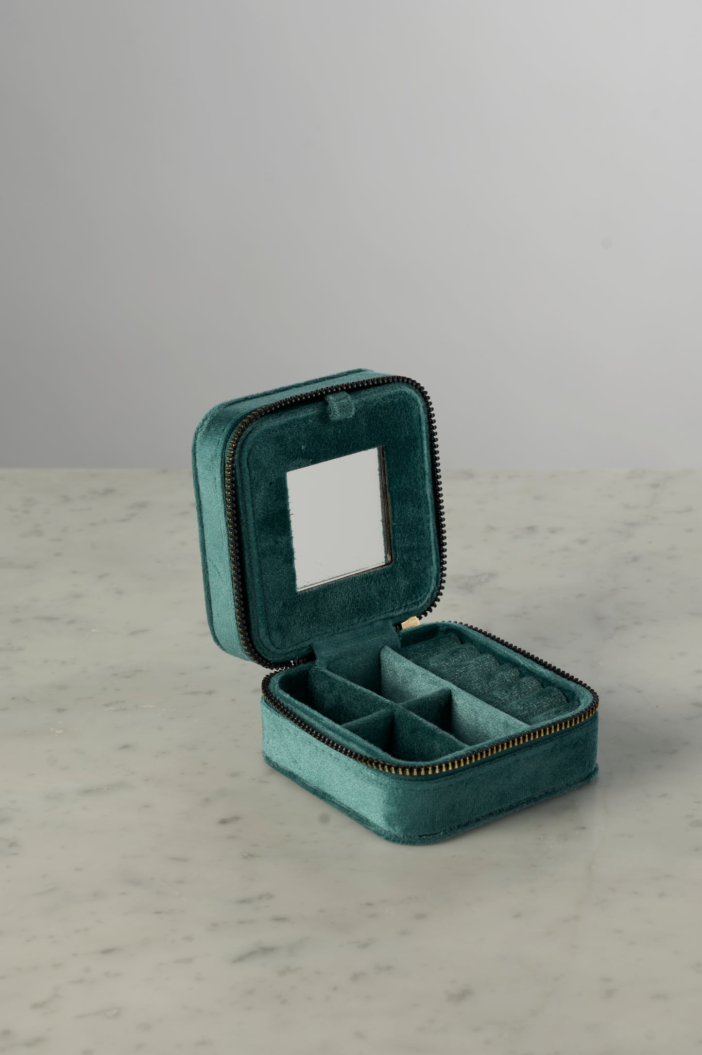 Smykkeskrin velour - firkantet, grønt