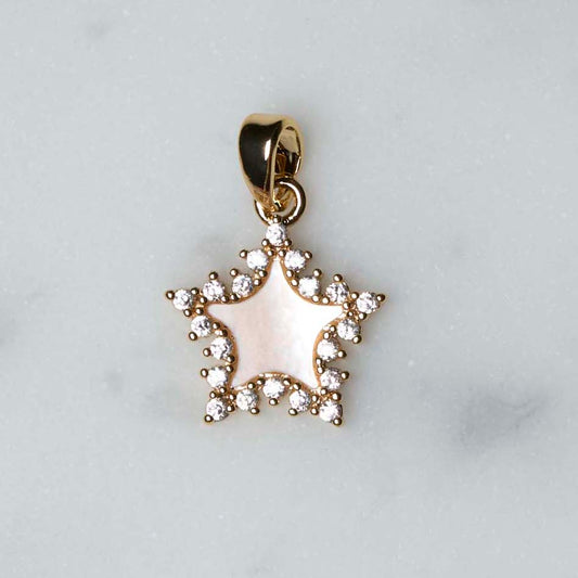 Charm - Stjerne med perlemor og zirkonstener