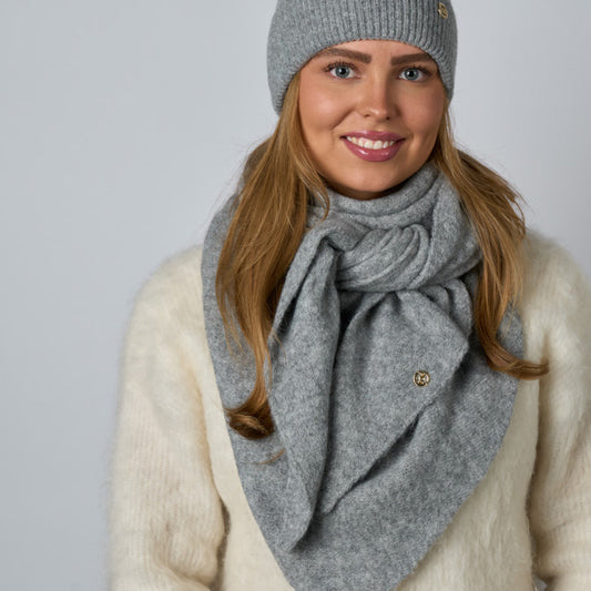 Strikket trekantskjerf, Grå melert