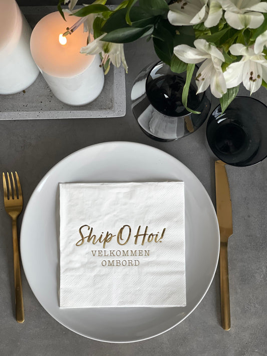 3-lags Hvit serviett med gull tekst - Ship o`hoi