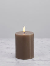 Last inn bildet i Galleri-visningsprogrammet, NYHET! Naturtro LED-kubbelys, beige 9 cm
