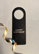 Last inn bildet i Galleri-visningsprogrammet, Flaskekort &quot;Happy Birthday&quot;
