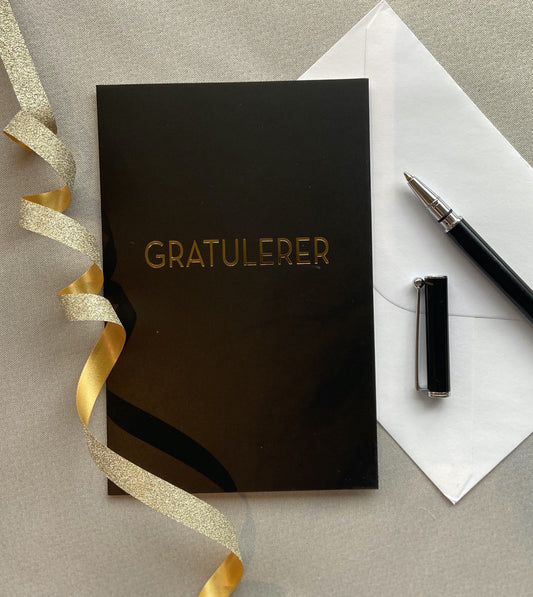 Gratulasjonskort sort "Gratulerer"