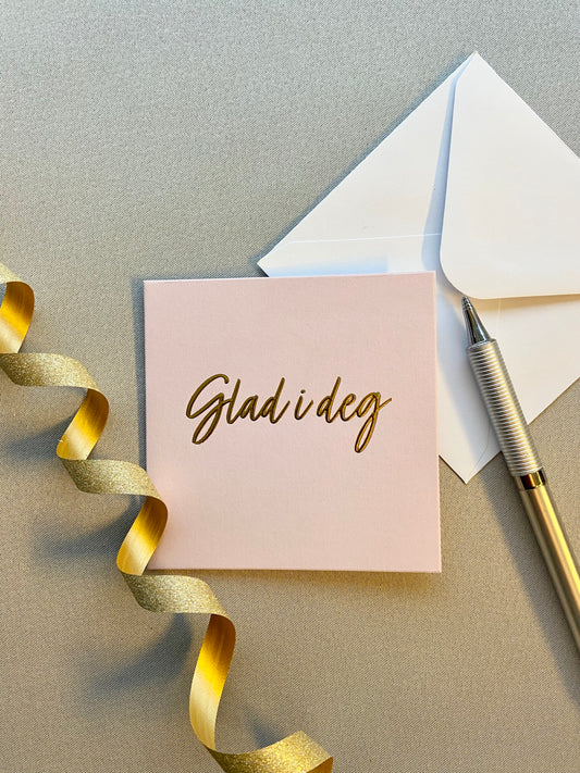 Gratulasjonskort "Glad i deg"