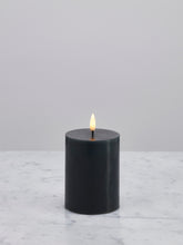 Last inn bildet i Galleri-visningsprogrammet, NYHET! Naturtro LED-kubbelys, mørk grå 9 cm

