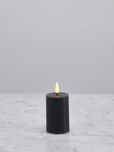 Last inn bildet i Galleri-visningsprogrammet, NYHET! Naturtro LED-kubbelys, mørk grå 5 x 7,5 cm
