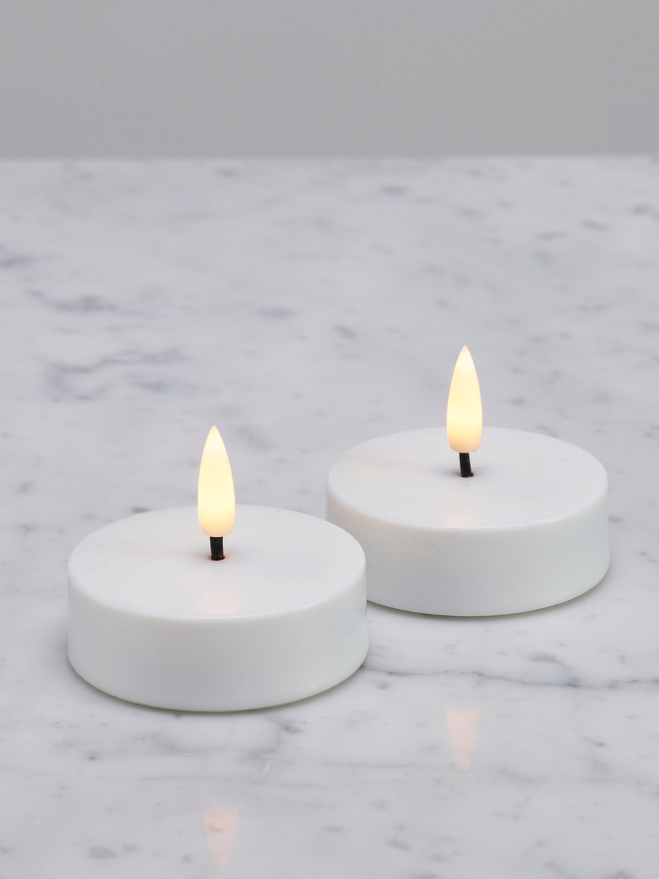 Store LED Telys med 3D flamme - 2 stk